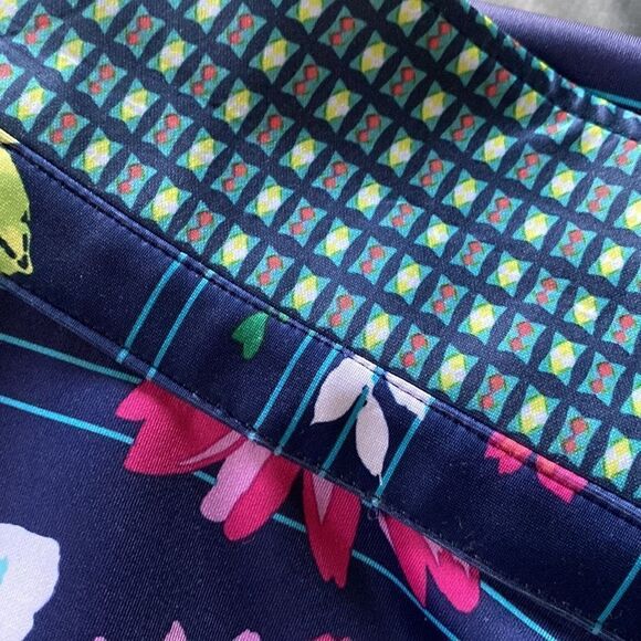 REVERSIBLE Luxurious Sleeveless Dress - Picture 2 of 6